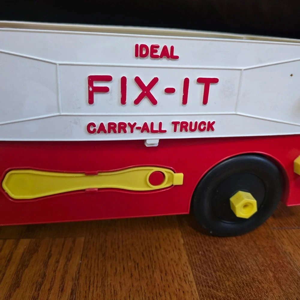 Vintage Ideal Fix-It Carry-All Truck‎ Yellow Red Polyethylene Toy 1950s 1960s